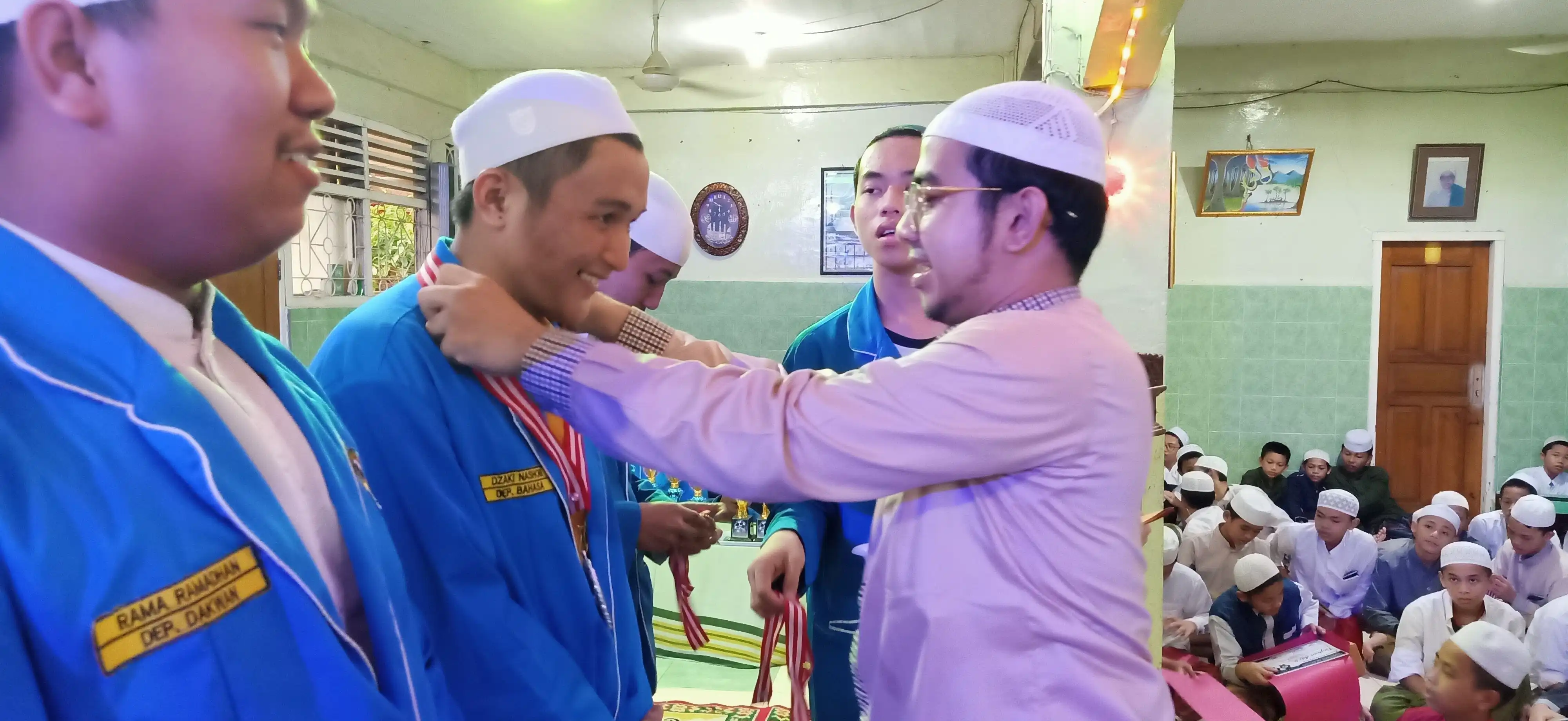 Pembagian Hadiah 153